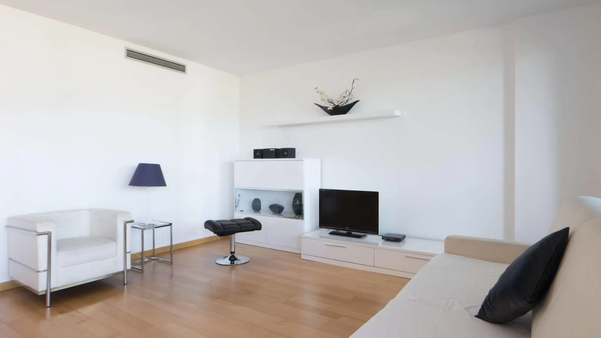 Rent Top Apartments Forum Sant Adria de Besos