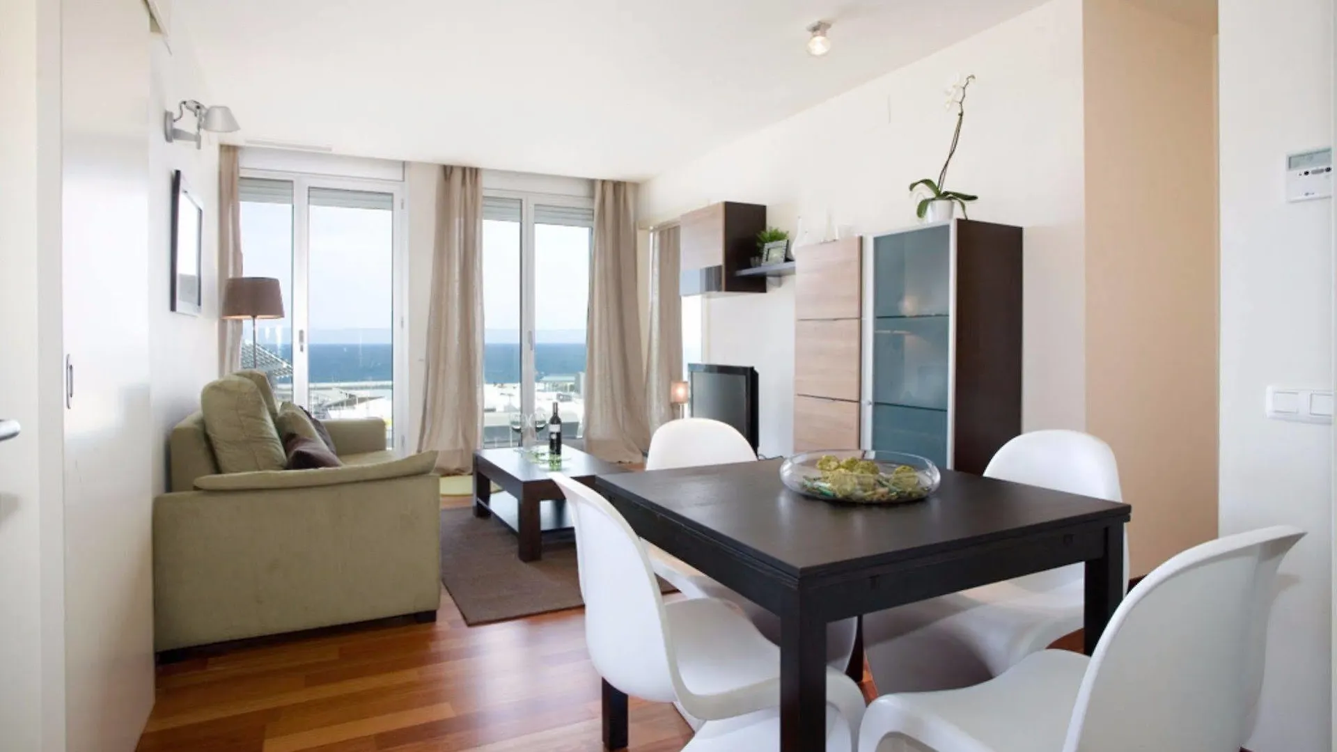 Rent Top Apartments Forum Sant Adria de Besos Spain