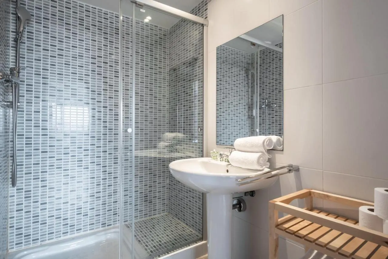 Rent Top Apartments Forum Sant Adria de Besos 0*,